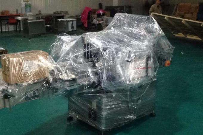 Makinë etiketimi shishkë aliazh alumini për shishe të rrumbullakëta, makinë etiketimi industriale