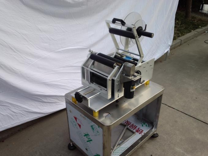 Makinë etiketuar automatike e etiketimit të shishkës për afishe të vogël të etiketës së shishës penicilinë