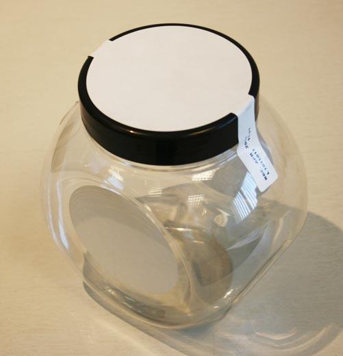 Zbatues i Etiketa Top Flat për Anën / Etiketë të Rrafshët nga lart në anën tjetër