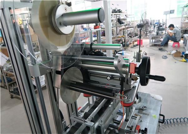 Zbatues i Etiketave të Sipërfaqes së Rrafshët Makineri Etiketimi Top Automatik me Transportues / Pajisje Top Etiketuese