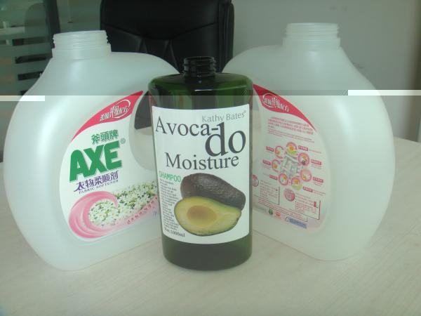 WT-650GS Makinë etiketimi e ngjitësve anësorë dyfishtë për shishe ovale me shampo