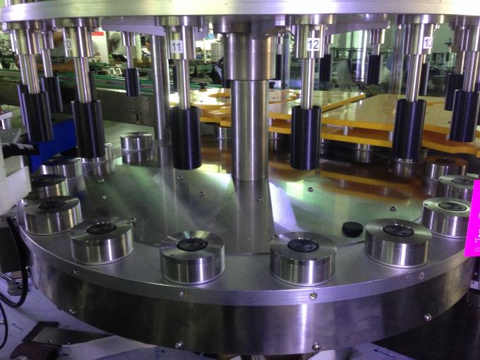 Makinë për etiketimin e shisheve të verës / birrës me prodhim të lartë, Etiketues i shisheve të rrumbullakëta