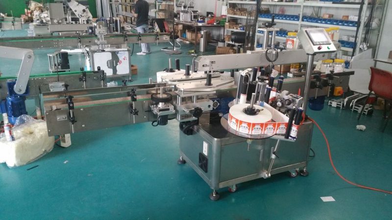 Makinë automatike etiketimi e ngjitësit të etiketës anësore të etiketës automatike të shisheve të Kinës për çanta në këmbë furnizuesi