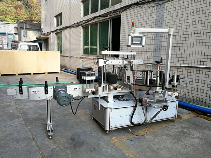 Makinë afishe për etiketa përpara dhe mbrapa për furnizuesin e shisheve ovale dhe drejtkëndëshe